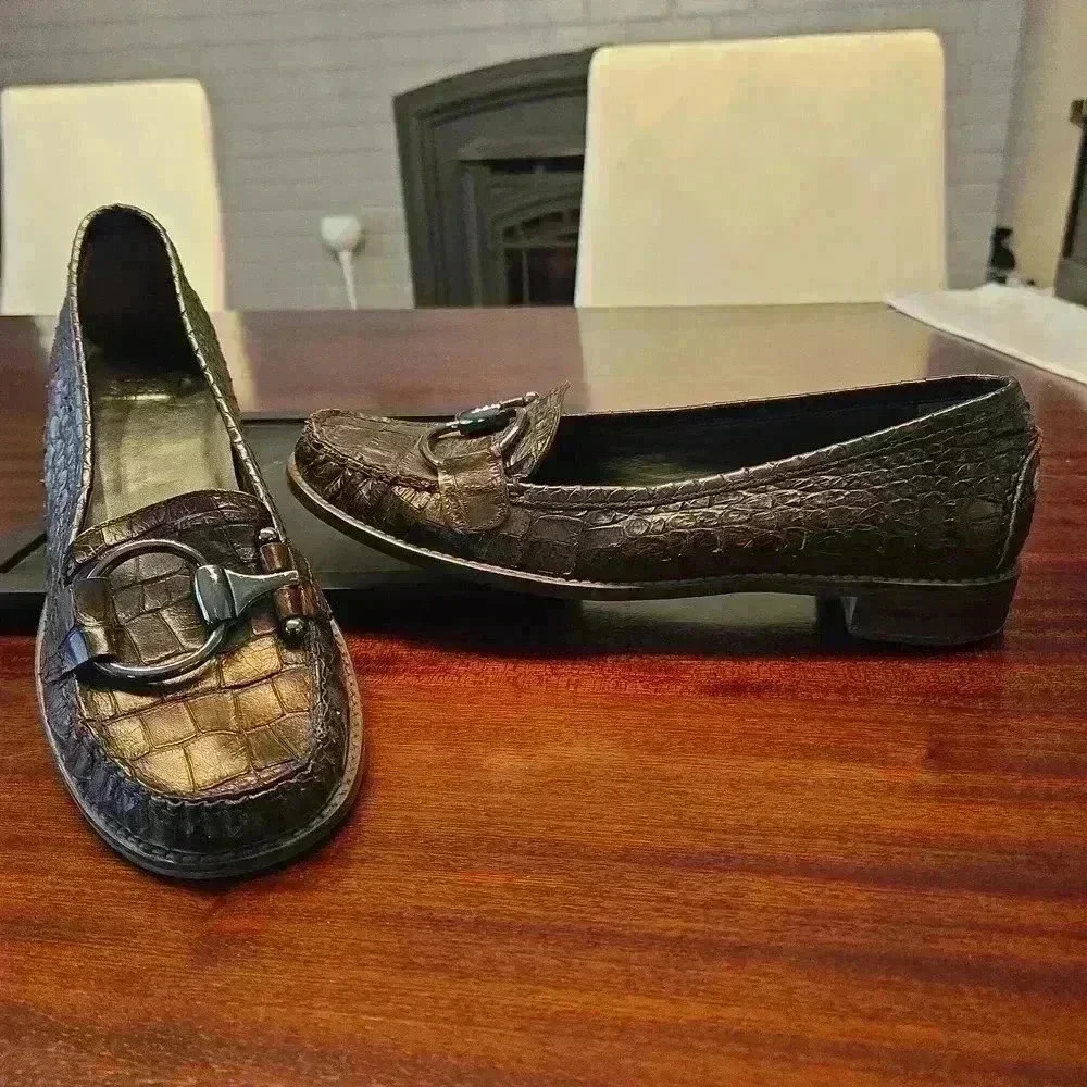 Stuart Weitzman Crocodile Embossed Leather Horsebit Buckle Loafers Brown Size 8